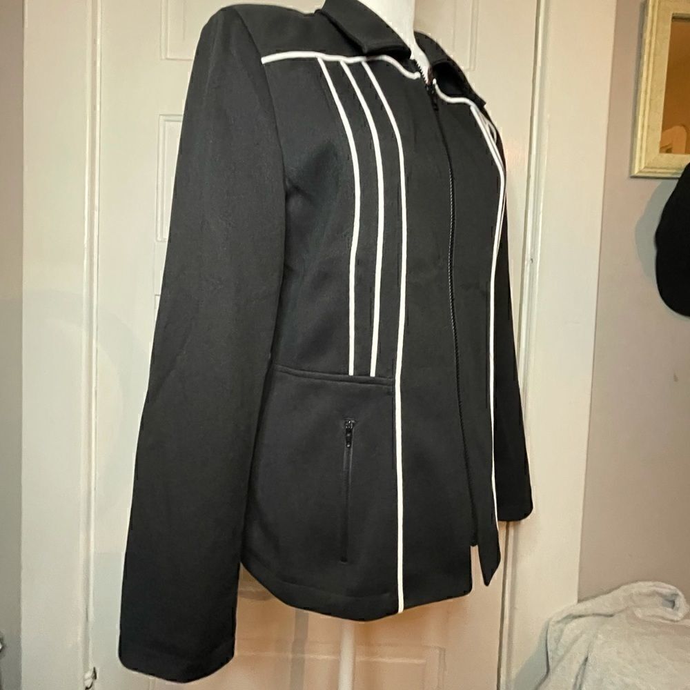 bebe Zip Up Jacket w/ Functional Pockets